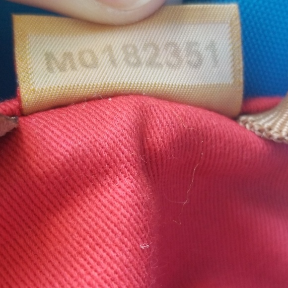 Dooney & Bourke - Picture 3 of 3